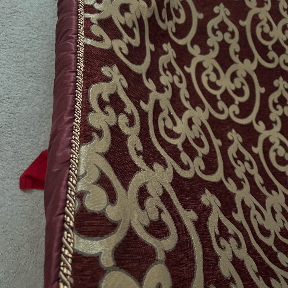 Queen size comforter set - Picture 6 of 8